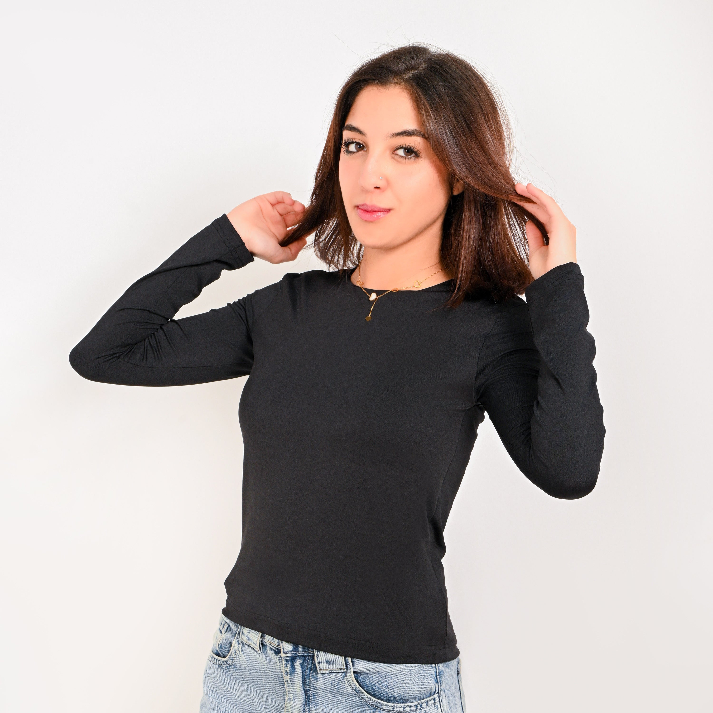 Round Neck Long Sleeve